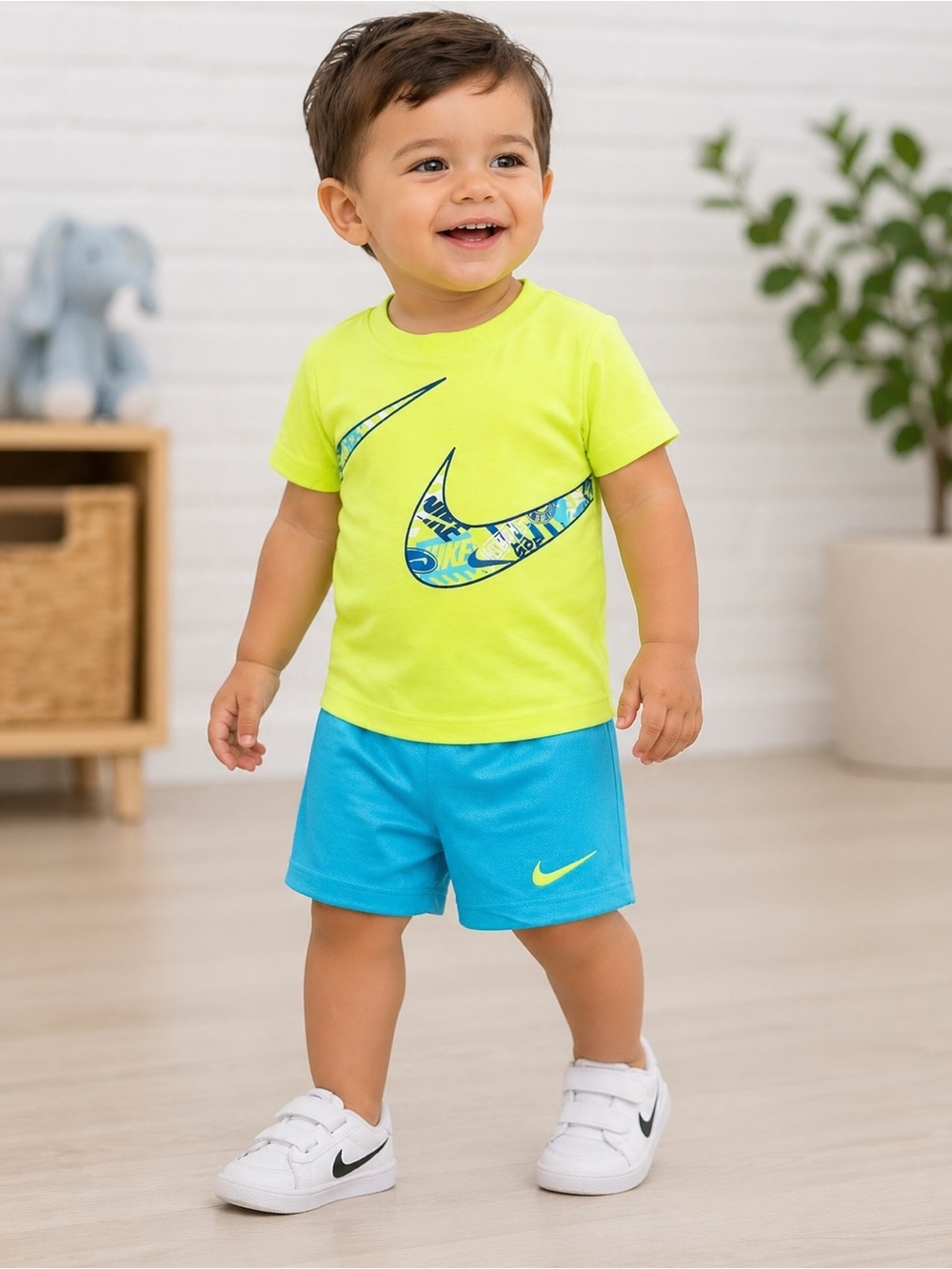 Nike Swoosh Infant Boy's 2 Piece Set T-Shirt & Shorts Bright Green/Turquoise 24M